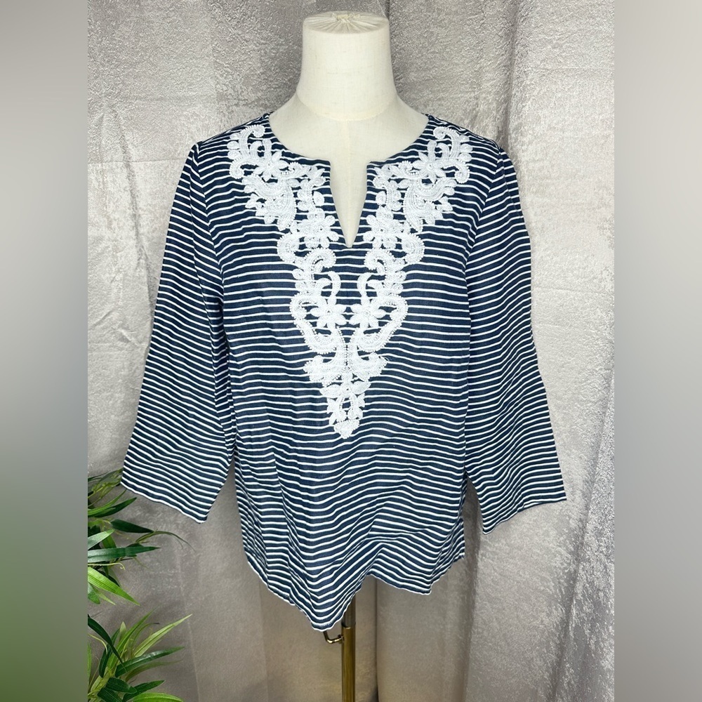 NEW Talbots 100% Linen Stripe Embroidered Floral Tunic Top in Navy Sz Medium
